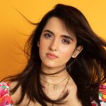 shirley-setia-lyrics-hindi-songlyricslab
