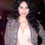 Neha Bhasin lyrics in hindi