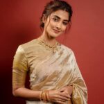 Pooja Hegde lyrics in hindi