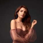 Prakriti Kakar lyrics in hindi
