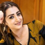 Trisha Krishnan lyrics in hindi